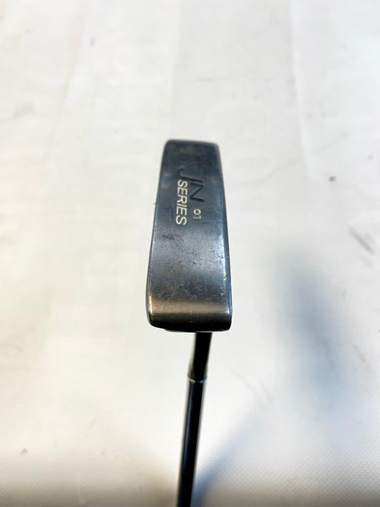 JN Series 01 Putter (used)