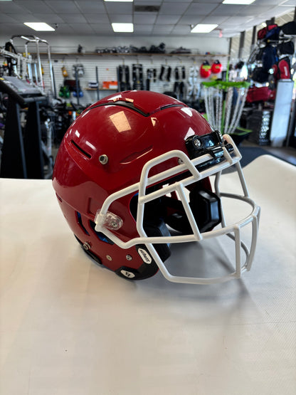 Schutt F7 Red Youth Medium 2023 (used)