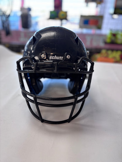 Schutt A11 2023 Youth Small -Black (used)
