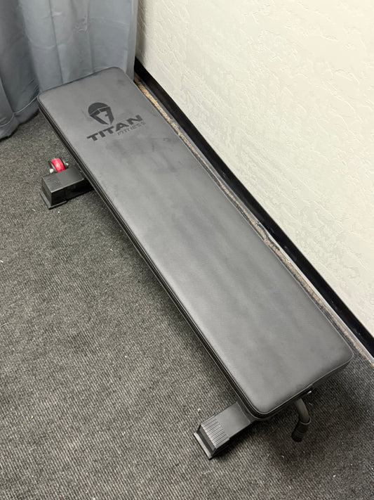 Titan Flat Bench , Used (Portable)