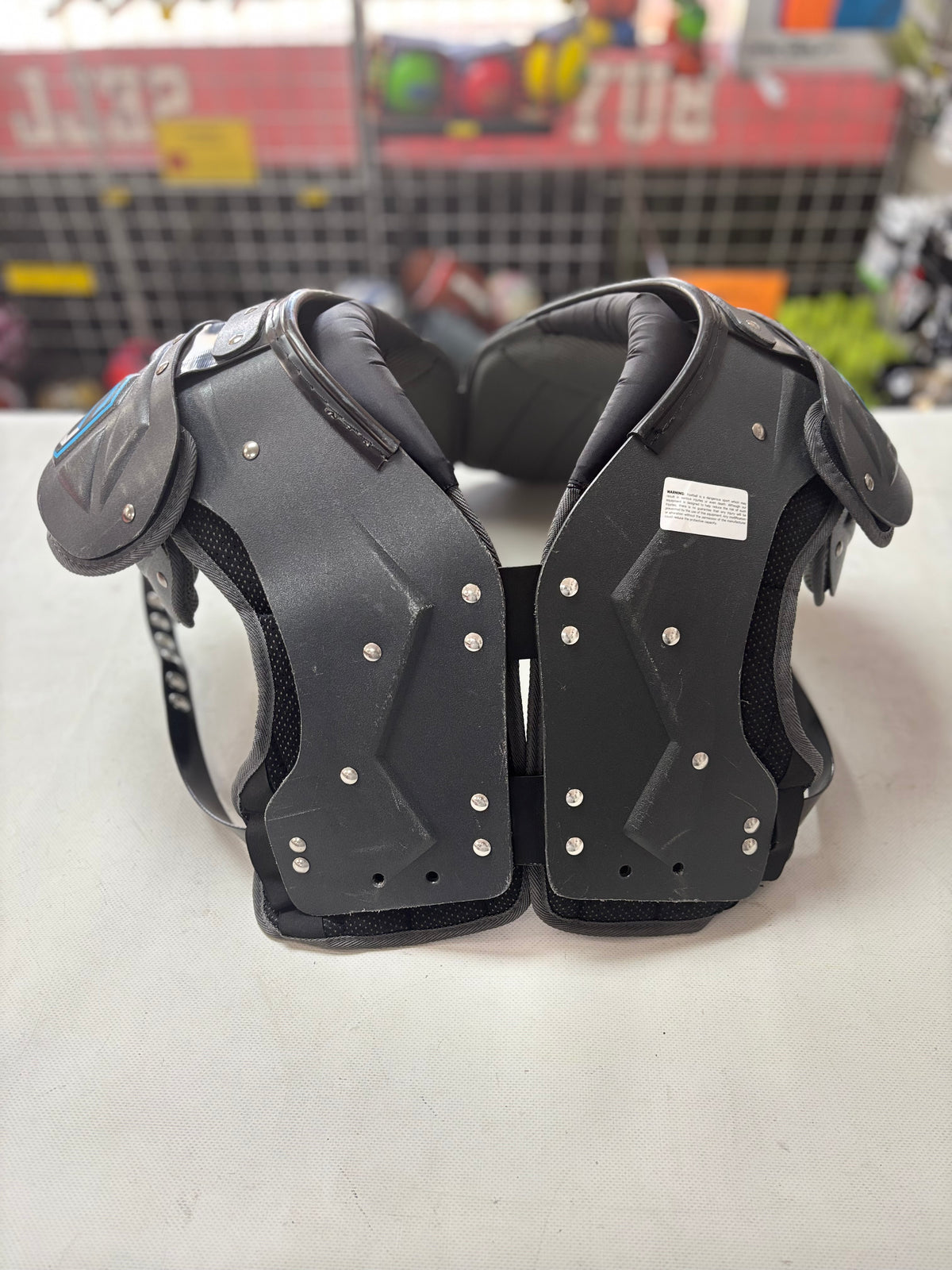 Sports Unlimited Xcalibur Youth Football Shoulder Pads Small