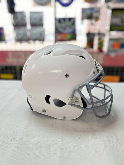 Schutt Vengeance A11 Youth Large Helmet 2026 (used)