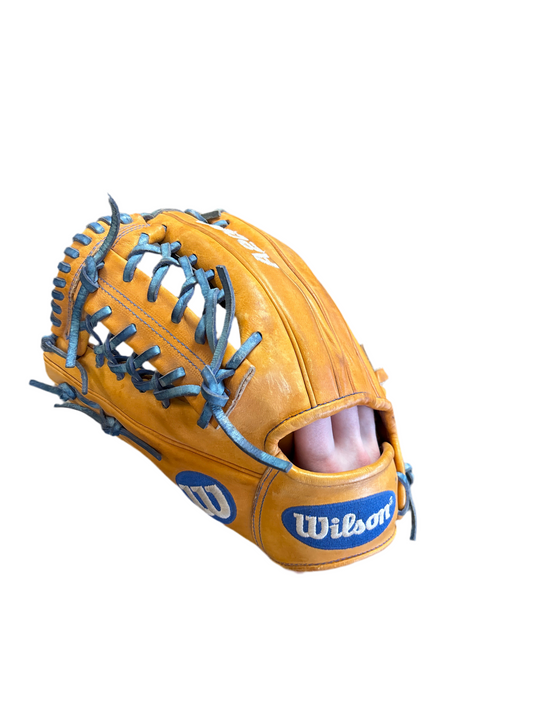 Wilson A2000 | Left Hand Throw (Used)