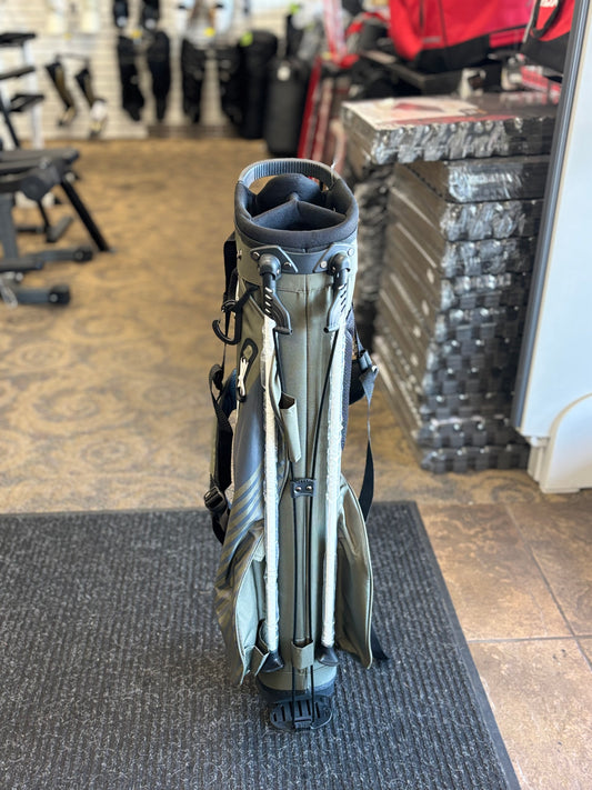 Club Champ Golf Stand Bag (like new)