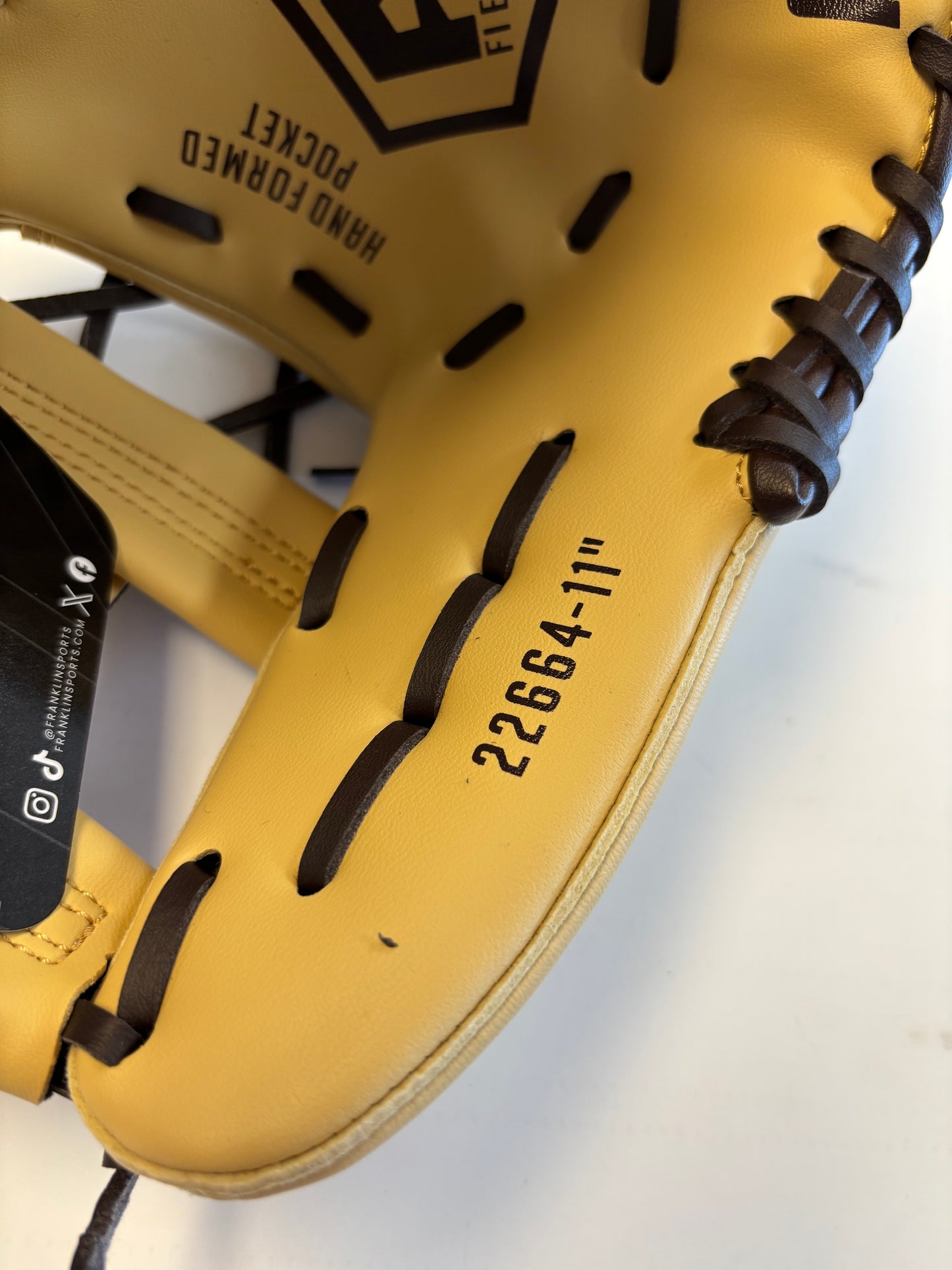 Franklin Field Master Baseball Fielders Glove 11” - Right Hand Throw