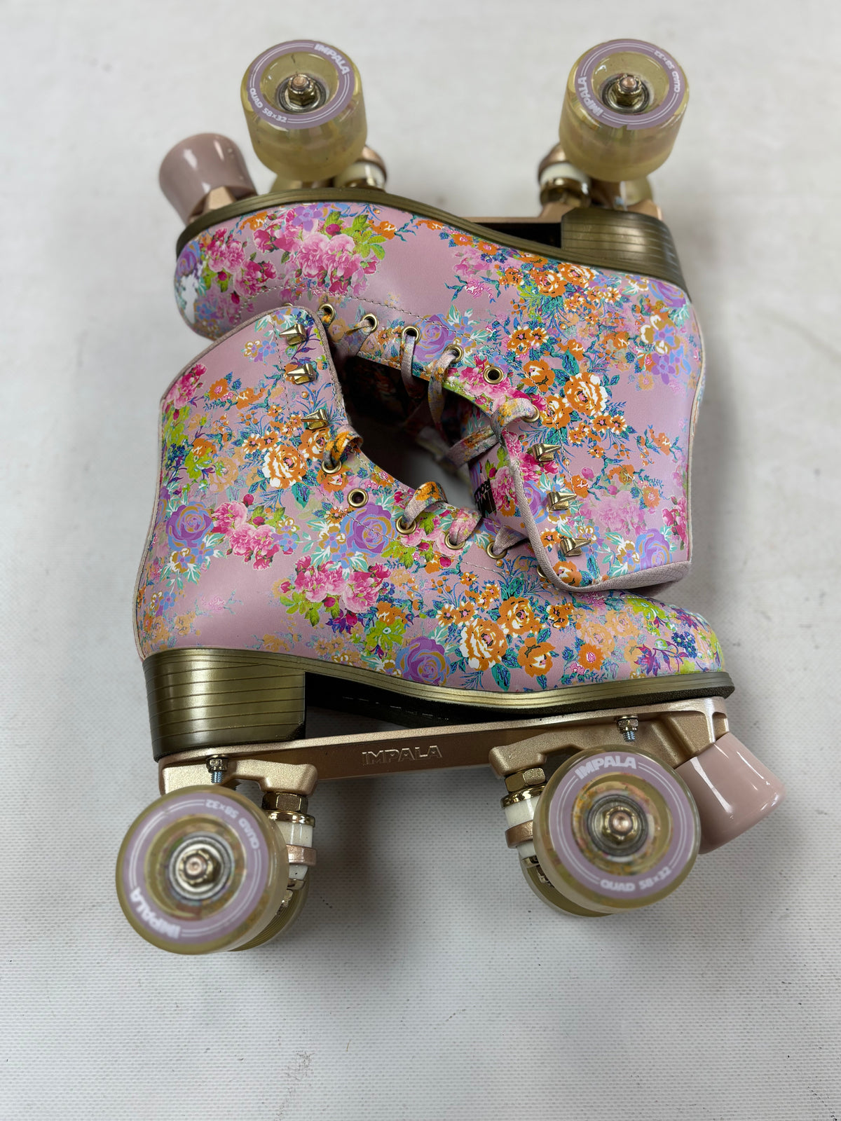 Cynthia Rowley Flora Impala Rollerskates Size 7 (used)