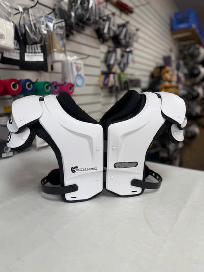 Battle Defender Adult Small Shoulderpads (used)