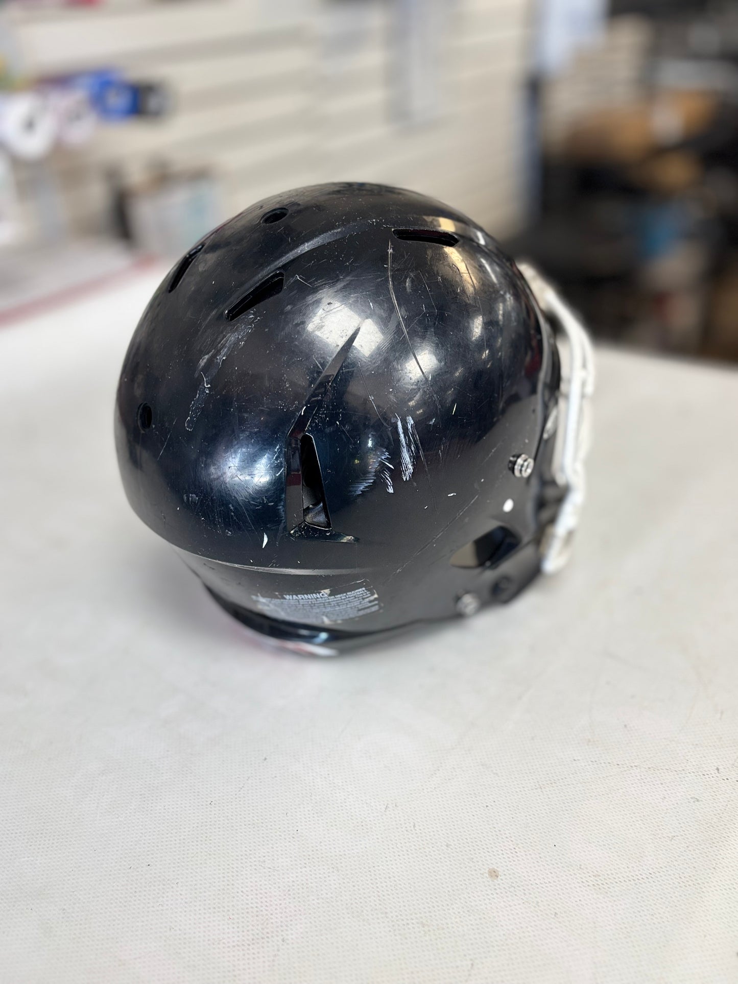 Riddell Victor-I 2023 Youth S/M - Black (used)