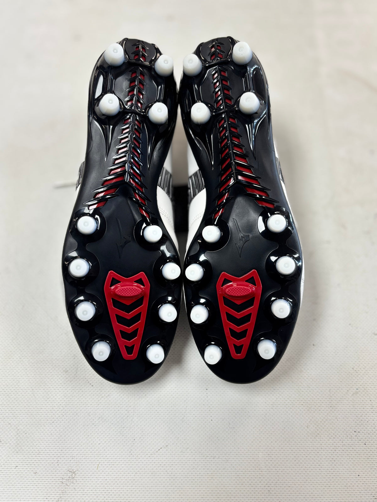 Mizuno Morelia Neo Soccer cleats size 8