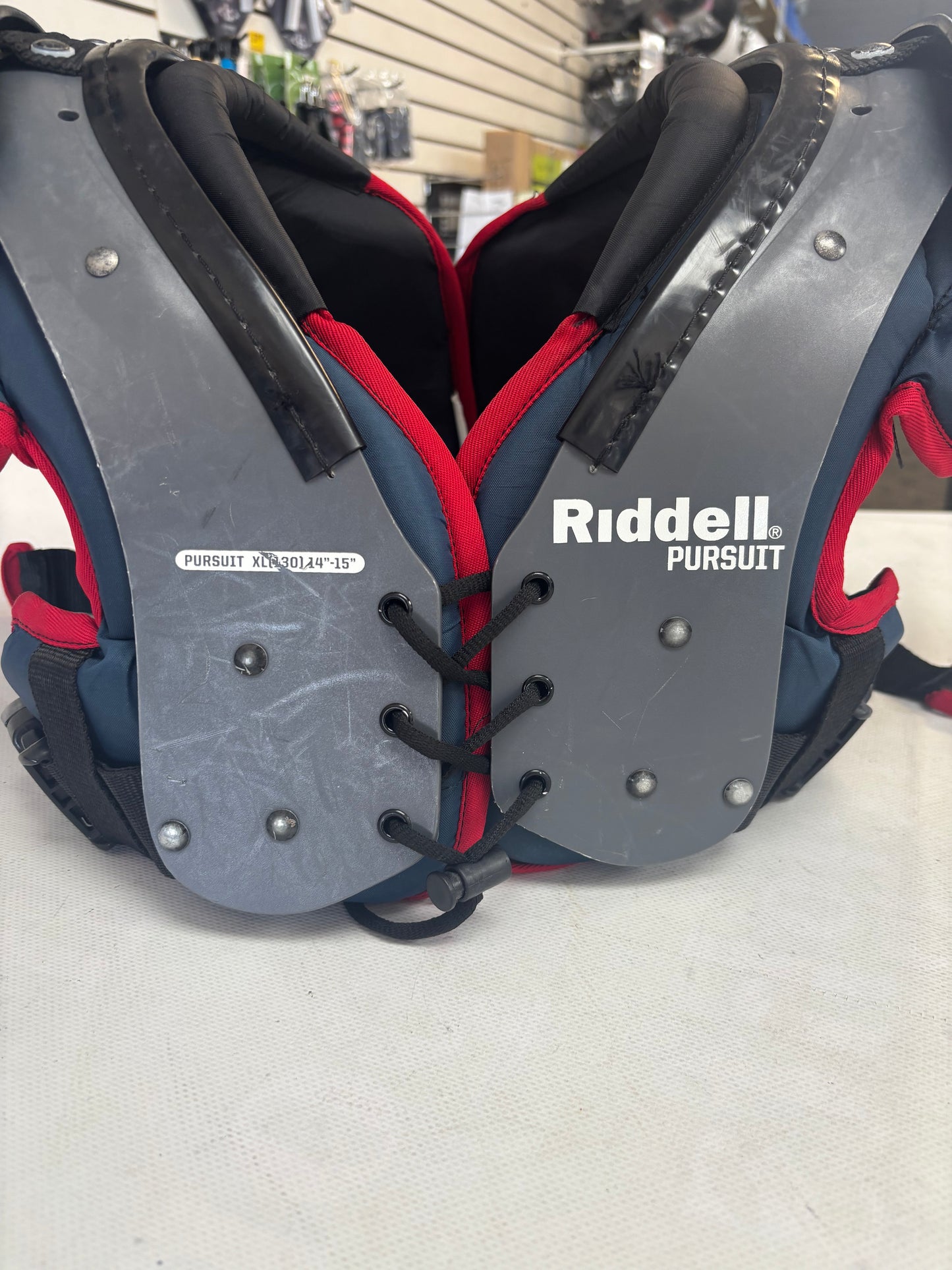 Riddell Pursuit Youth XL Shoulder Pads (used)