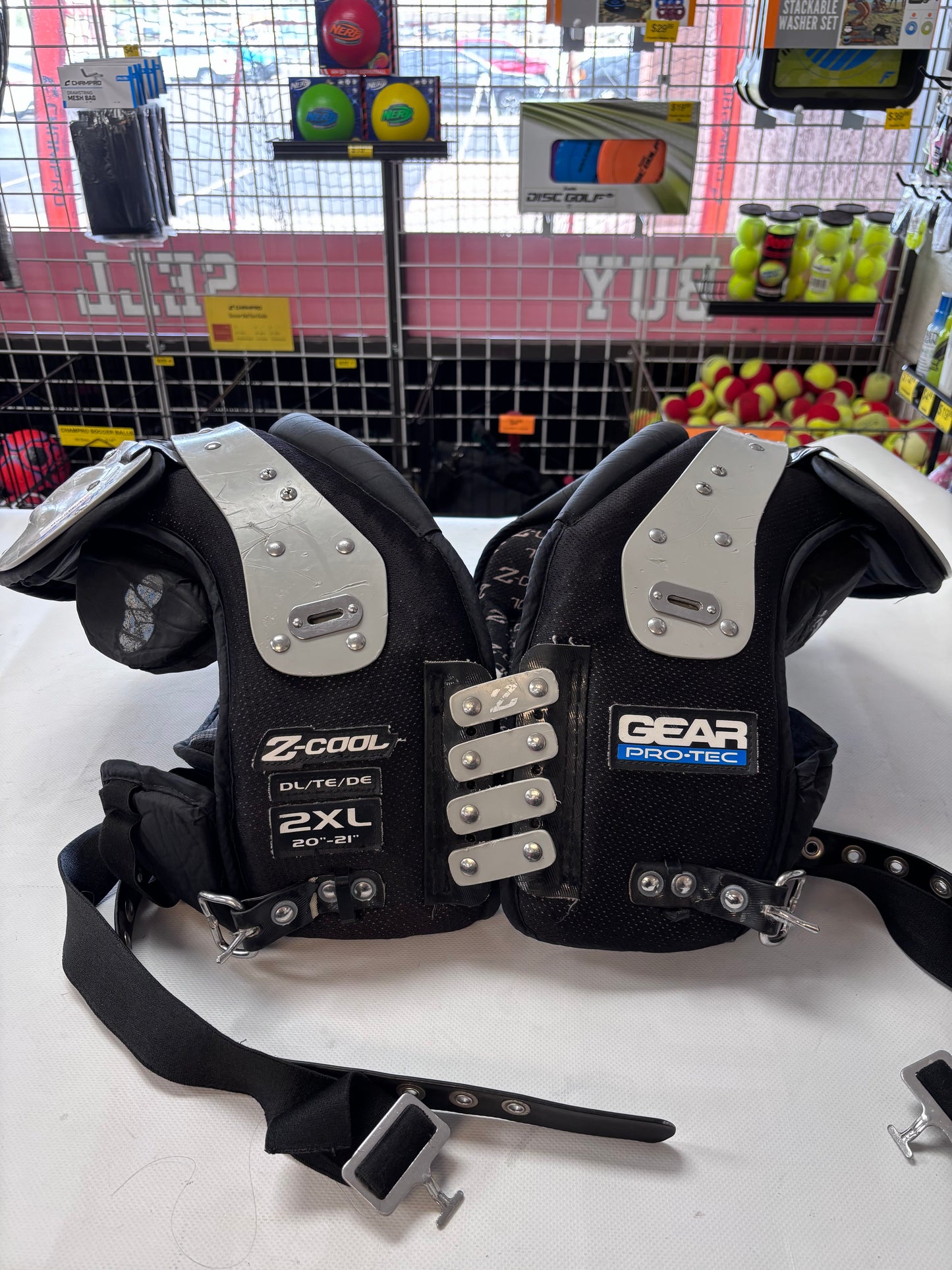 ZCool Adult XXL Shoulder Pads (used)