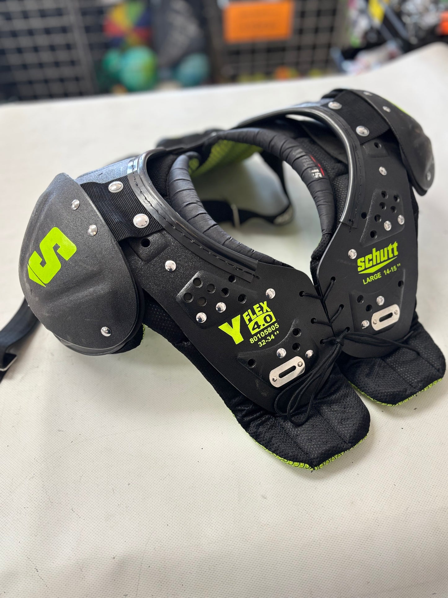 Schutt Y-Flex 4.0 Youth Large Football Shoulder Pads
