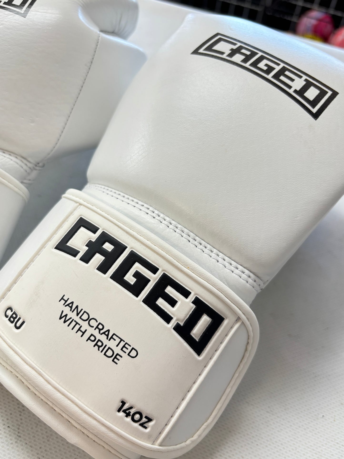 Caged Boxing Gloves - 14oz (used)