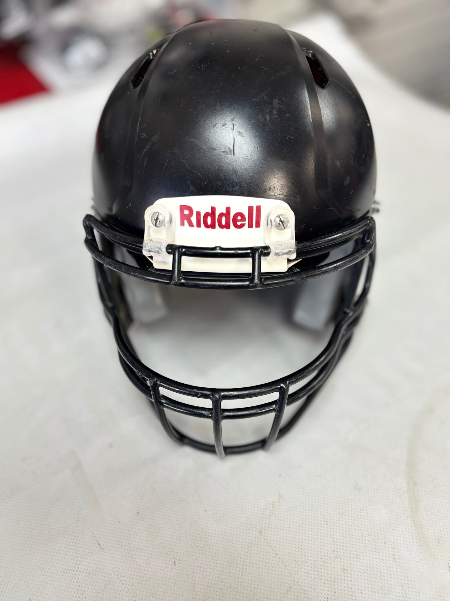 2021 Riddell Victor Youth Small/Medium Football Helmet (used)