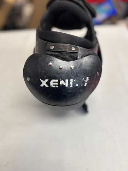 Xenith Flyte Youth Medium Football Shoulder Pads (used)