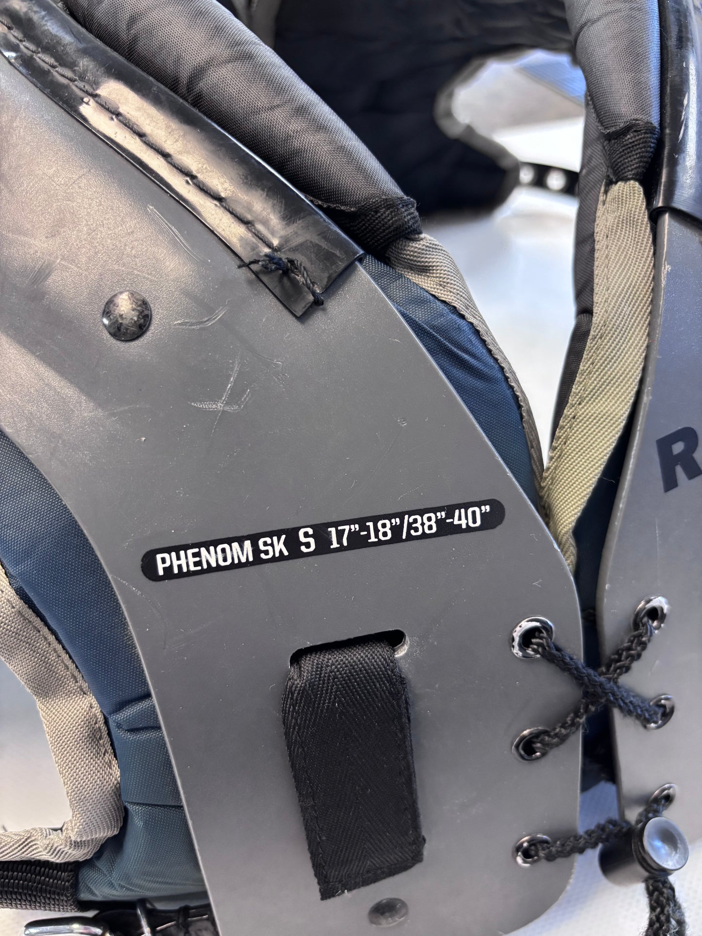 Riddell Phenom Adult Small  (used)