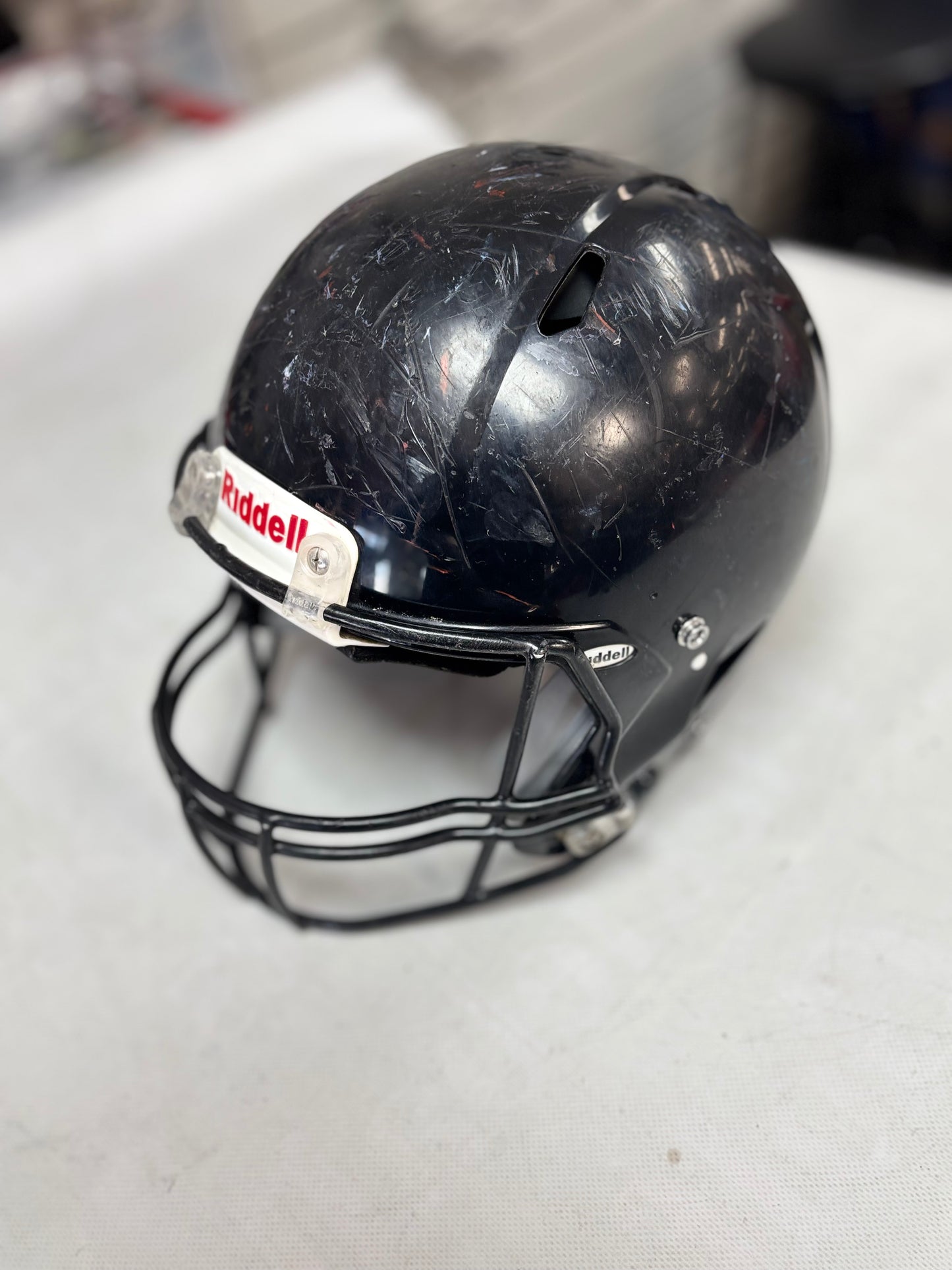 2023 Riddell I Victor Youth Large/XLarge Football Helmet (used)