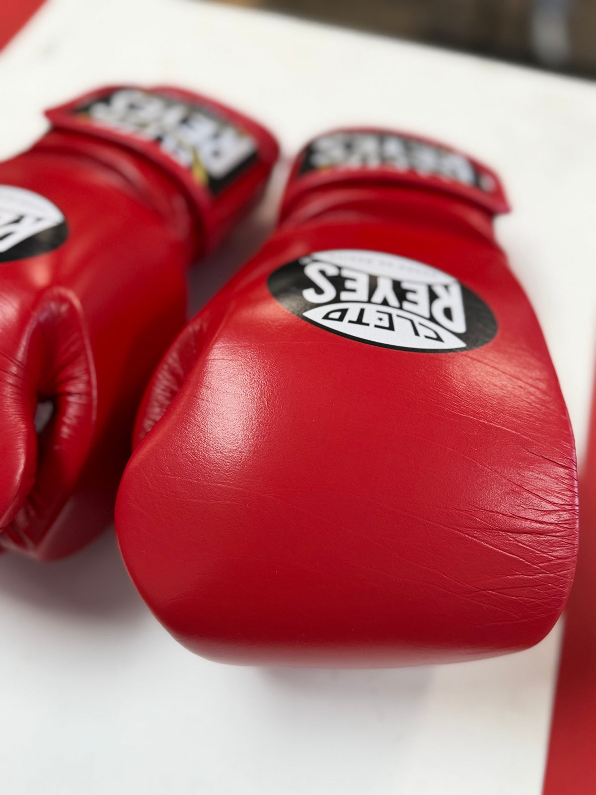 Cleto Reyes 14oz Velcro Boxing Gloves (used)