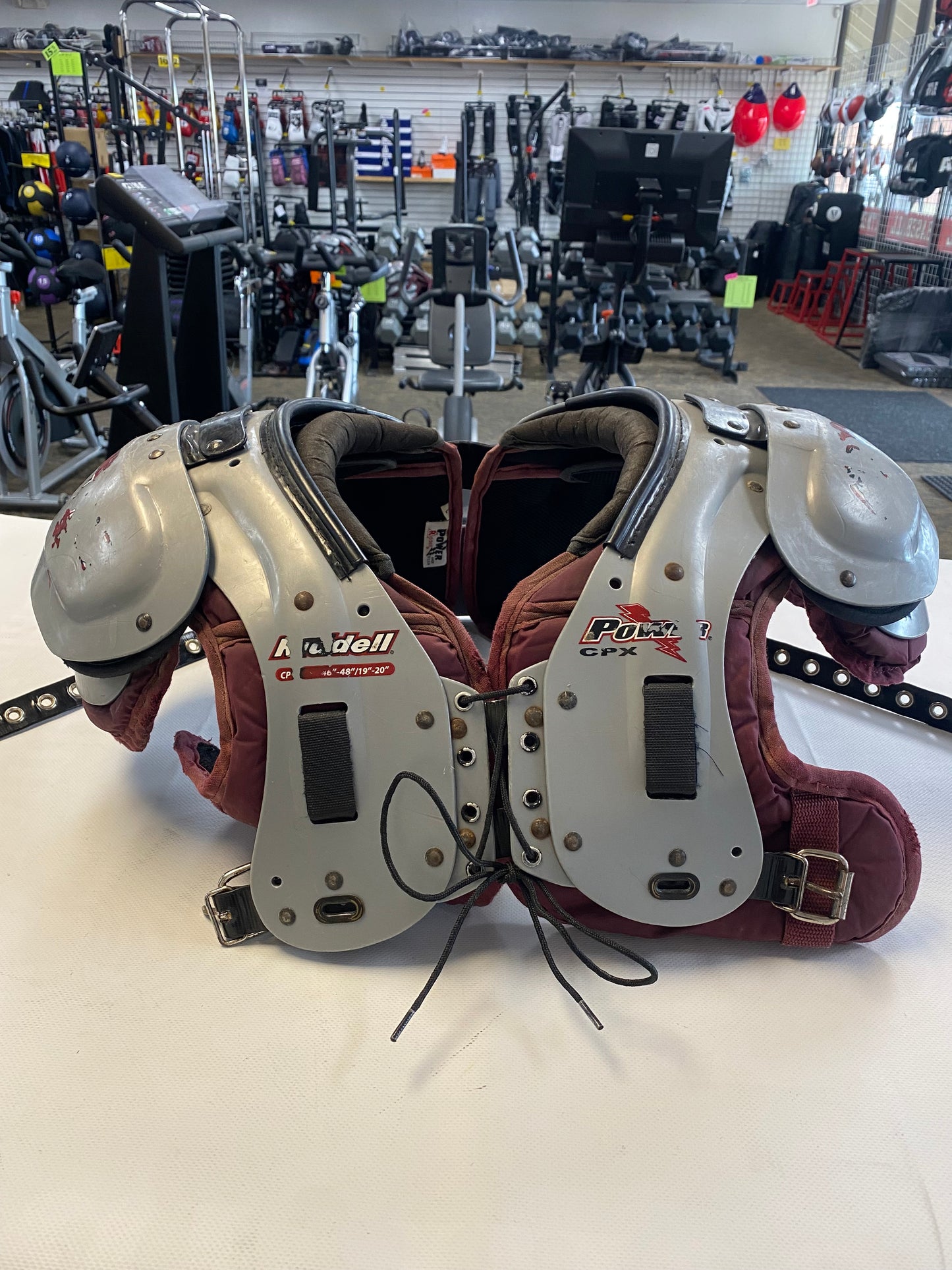 Riddell Power CPX Adult Shoulder Pads (used)