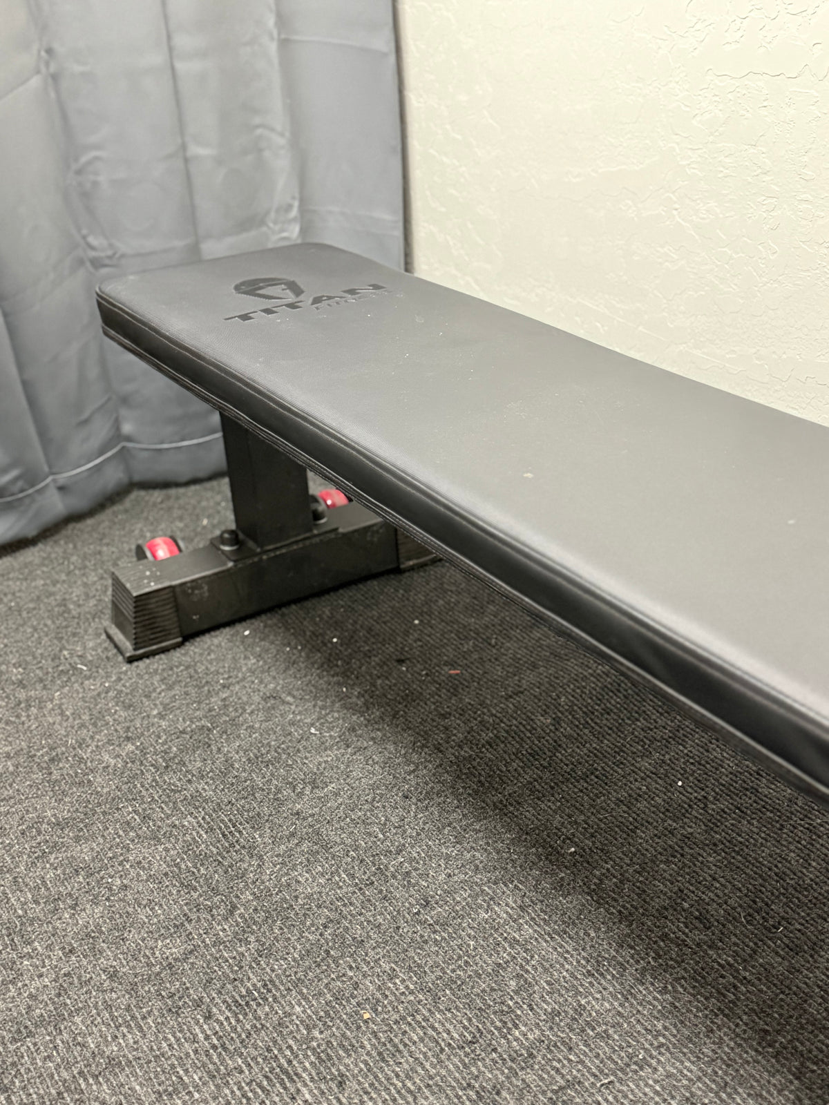 Titan Flat Bench , Used (Portable)