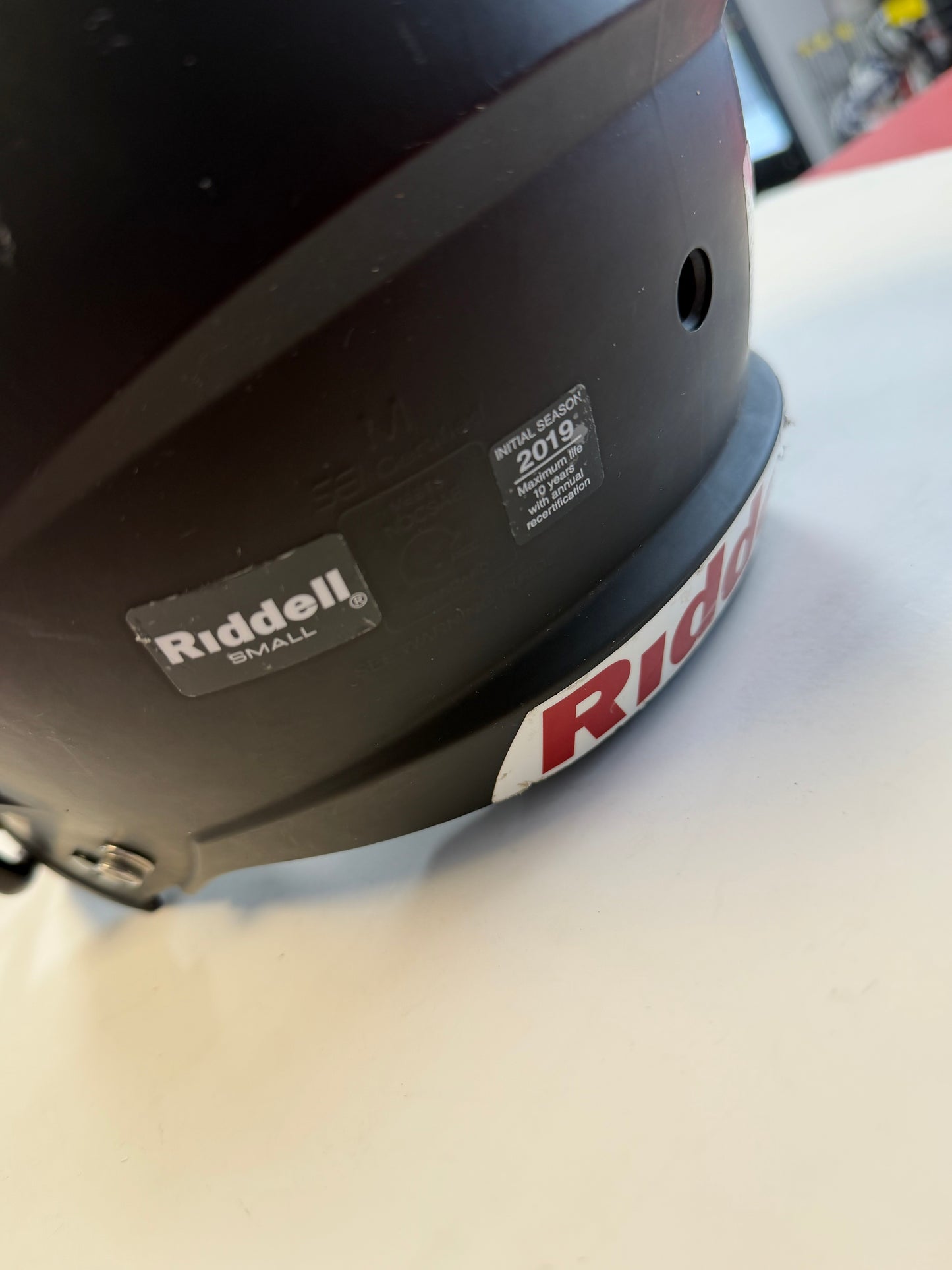 Riddell Victor Youth Small 2019 Matte Black Football Helmet (used)