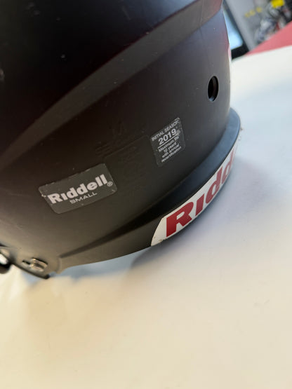 Riddell Victor Youth Small 2019 Matte Black Football Helmet (used)
