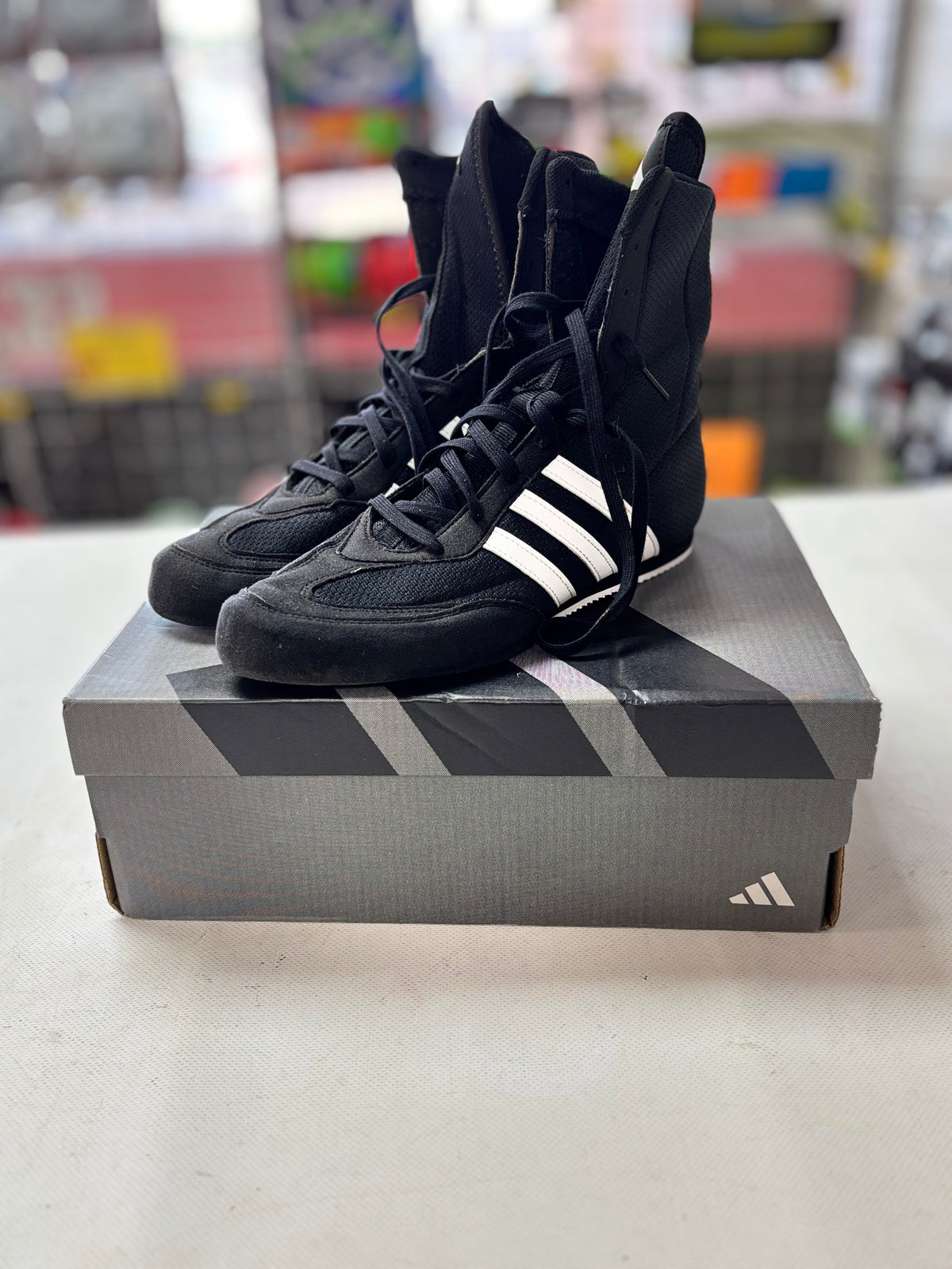 Adidas Box Hog 2 Boxing Shoes Size 7 1/2 (used)
