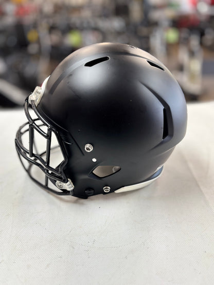 2023 Riddell I Victor Speed Classic Youth Medium Football Helmet (used)