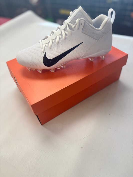 Alpha Menace Pro 2 Low P Football Cleats size 10.5