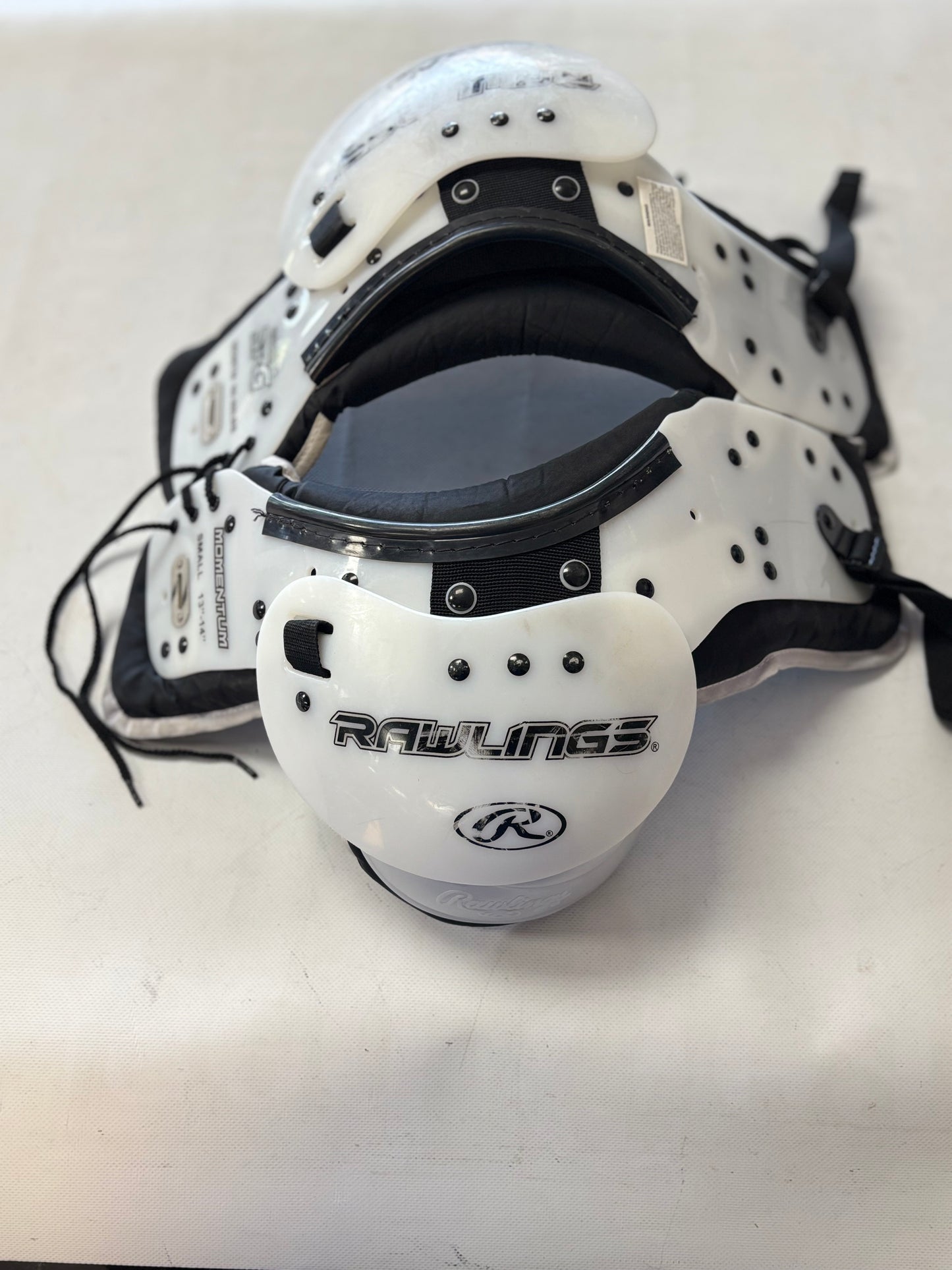 Rawlings Momentum Shoulder Pads Youth Small