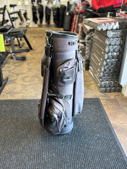 Knight Golf Bag (used)