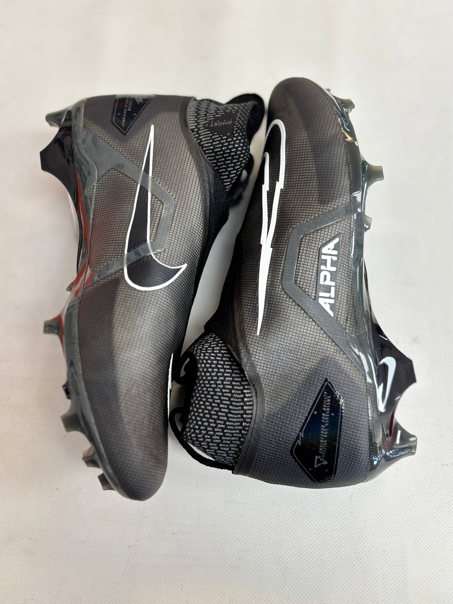 Nike Alpha Menace Elite 3P Football Cleats