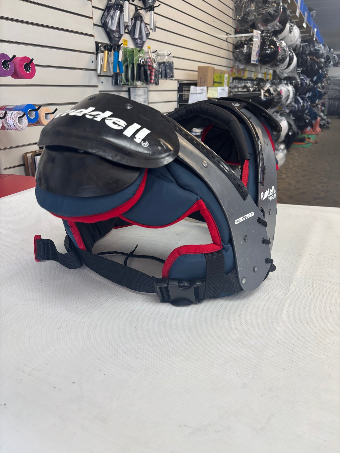 Riddell Pursuit Youth XL Shoulder Pads (used)