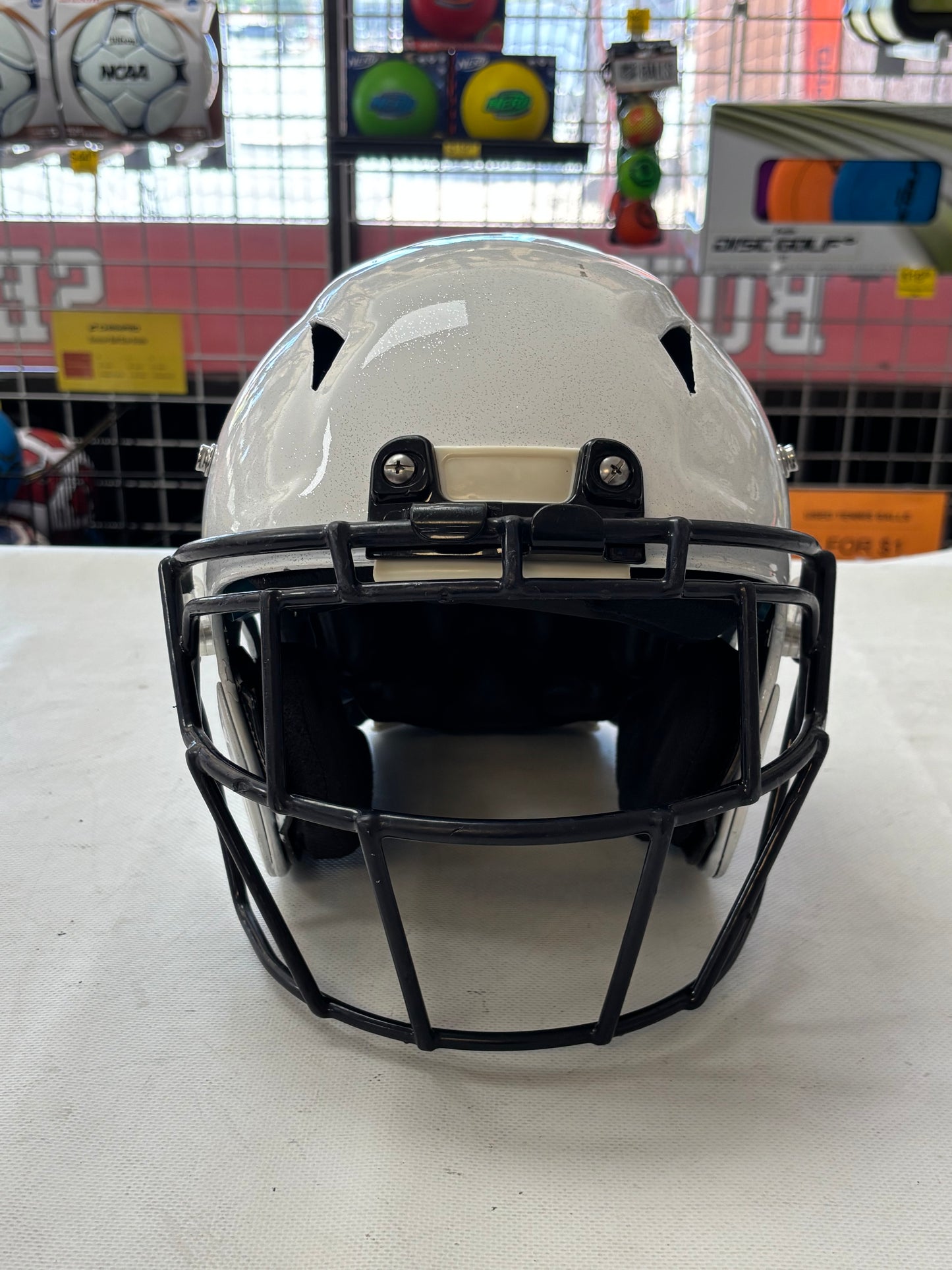 Schutt Vengeance 2016 Glitter white - Youth Large Football Helmet (used)