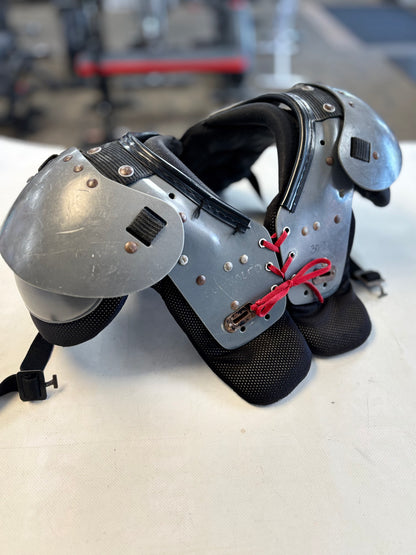 Youth small shoulder pads (used)