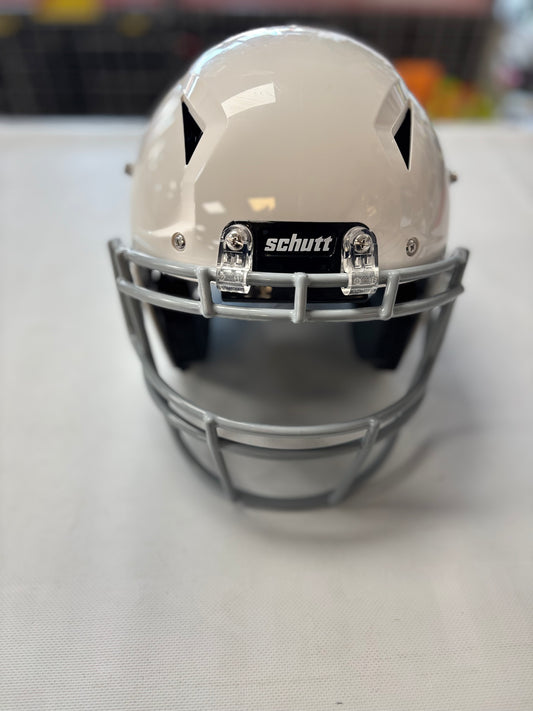 Schutt vengeance youth large 2024