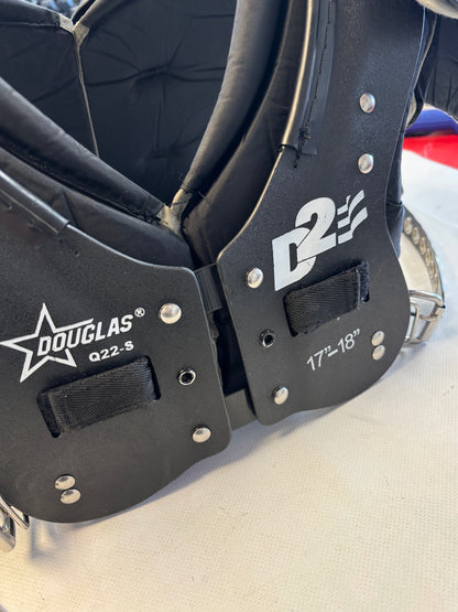 Douglas D2 17”-18” Adult Small Shoulder Pads (used)