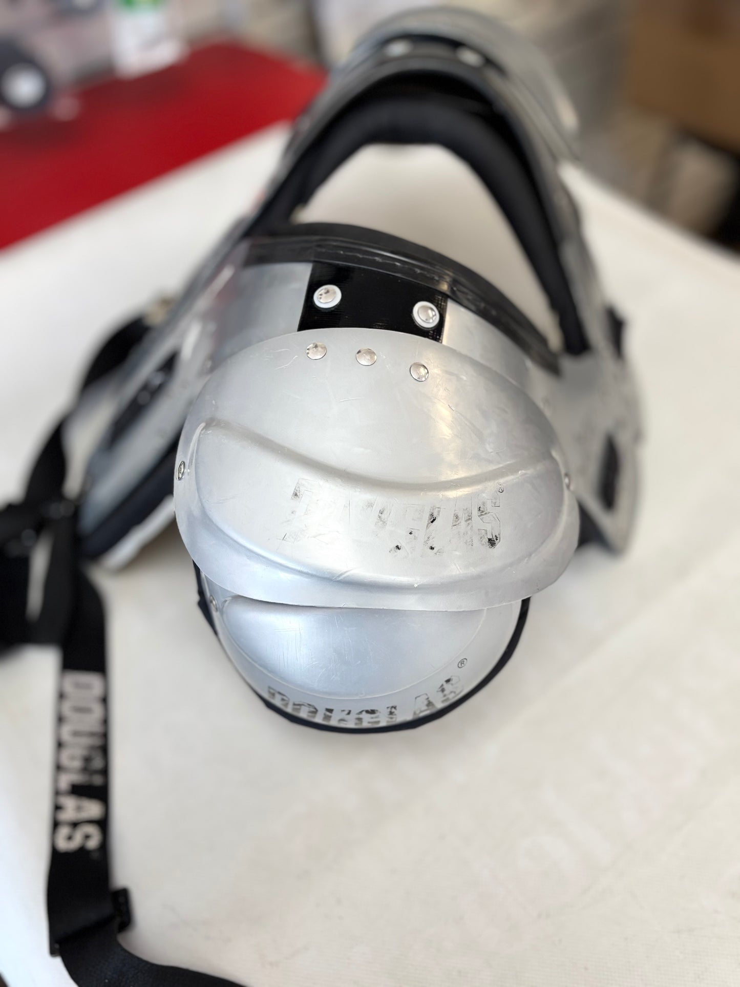 Douglas 25M Destroyer Football Shoulder Pads