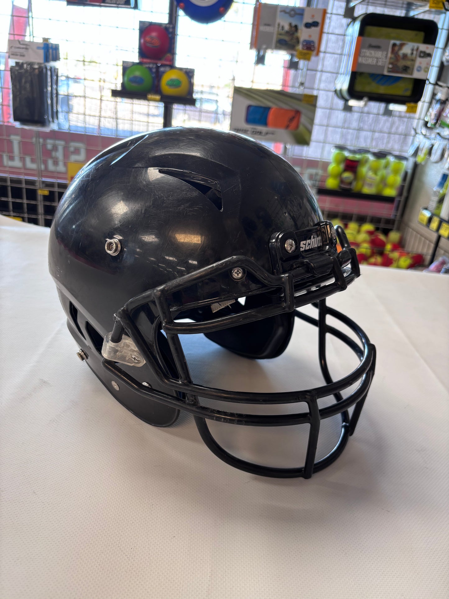 Schutt A11 2023 Youth Small -Black (used)