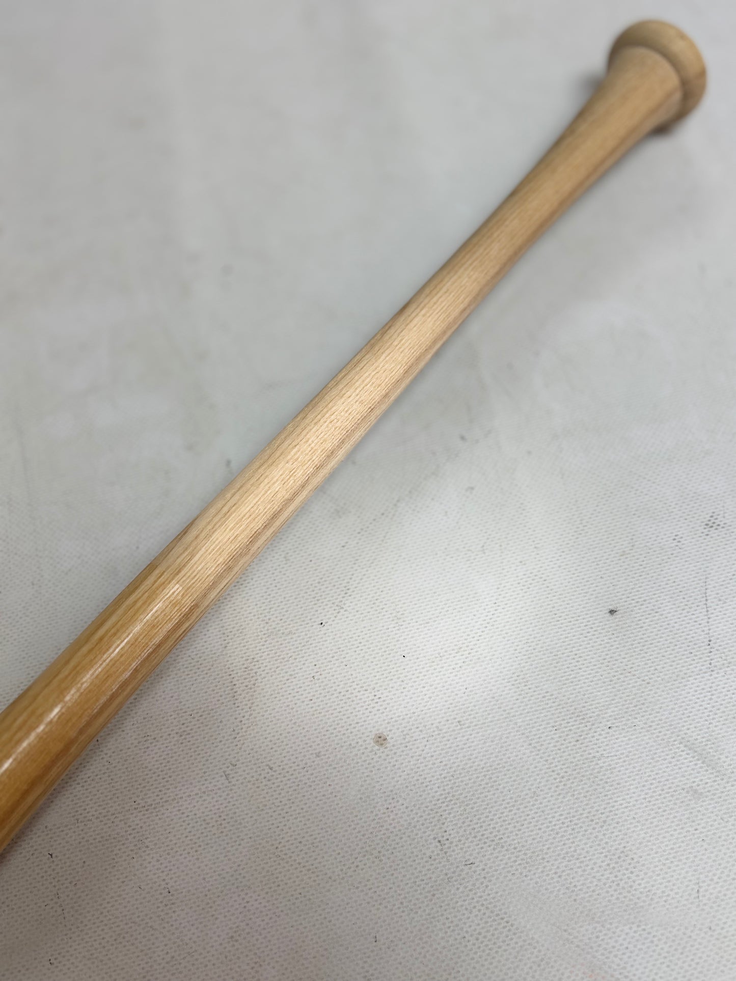 Louisville Slugger Genuine Wood Baseball Bat 33in Drop -3 (used)