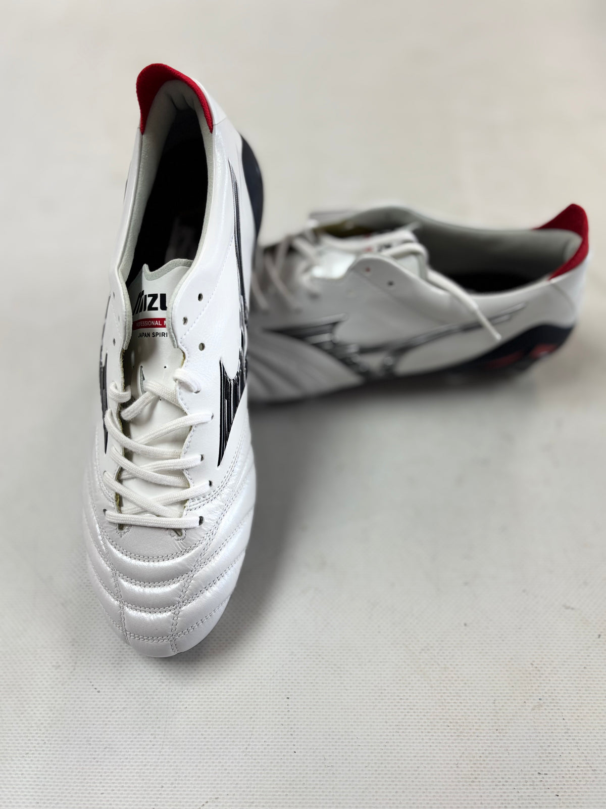 Mizuno Morelia Neo Soccer cleats size 8