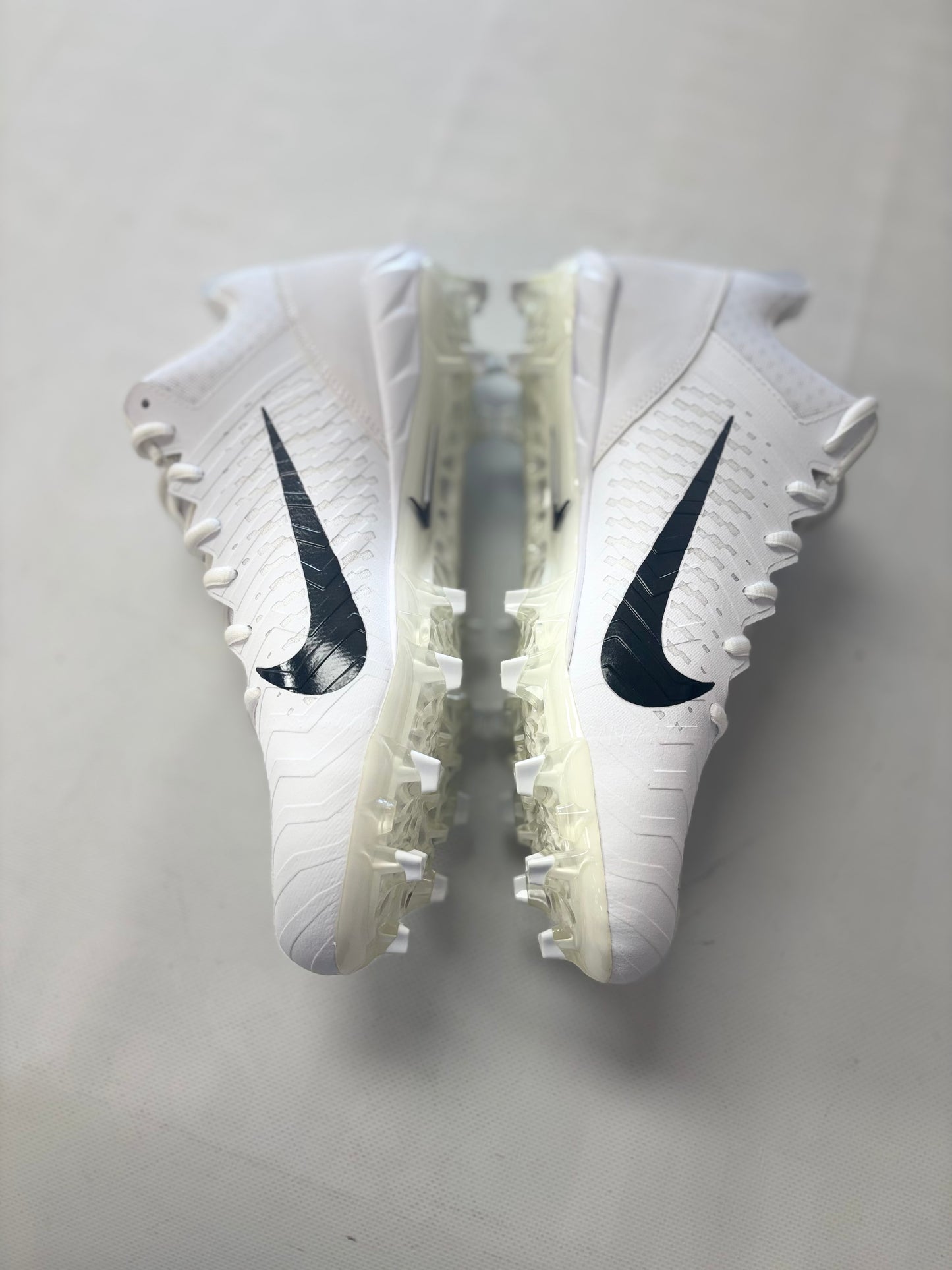 Alpha Menace Pro 2 Low P Football Cleats size 10.5