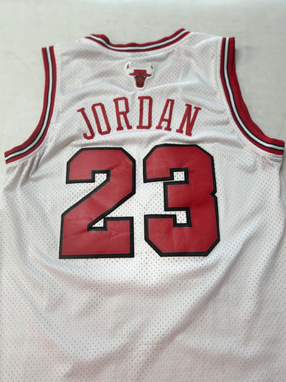 Nike Chicago Bulls Michael Jordan #23 White Size Small
