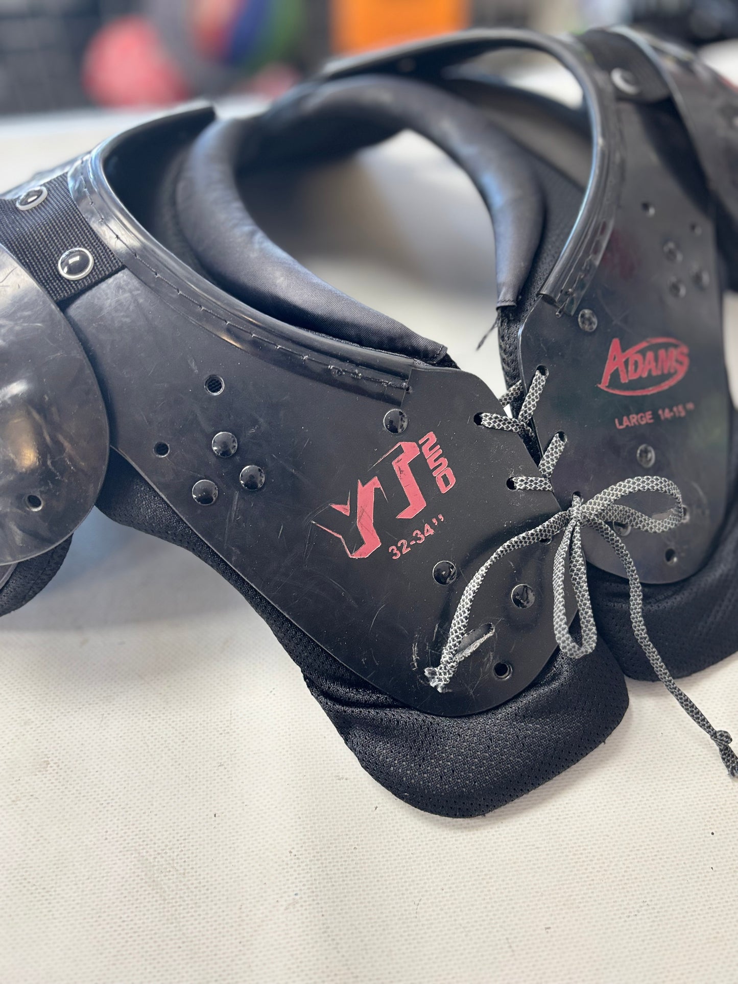 Adams YT-250 Youth Large