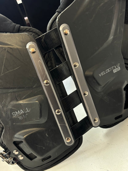Xenith Velocity 2 Pro Shoulder Pads - Adult Small (used)