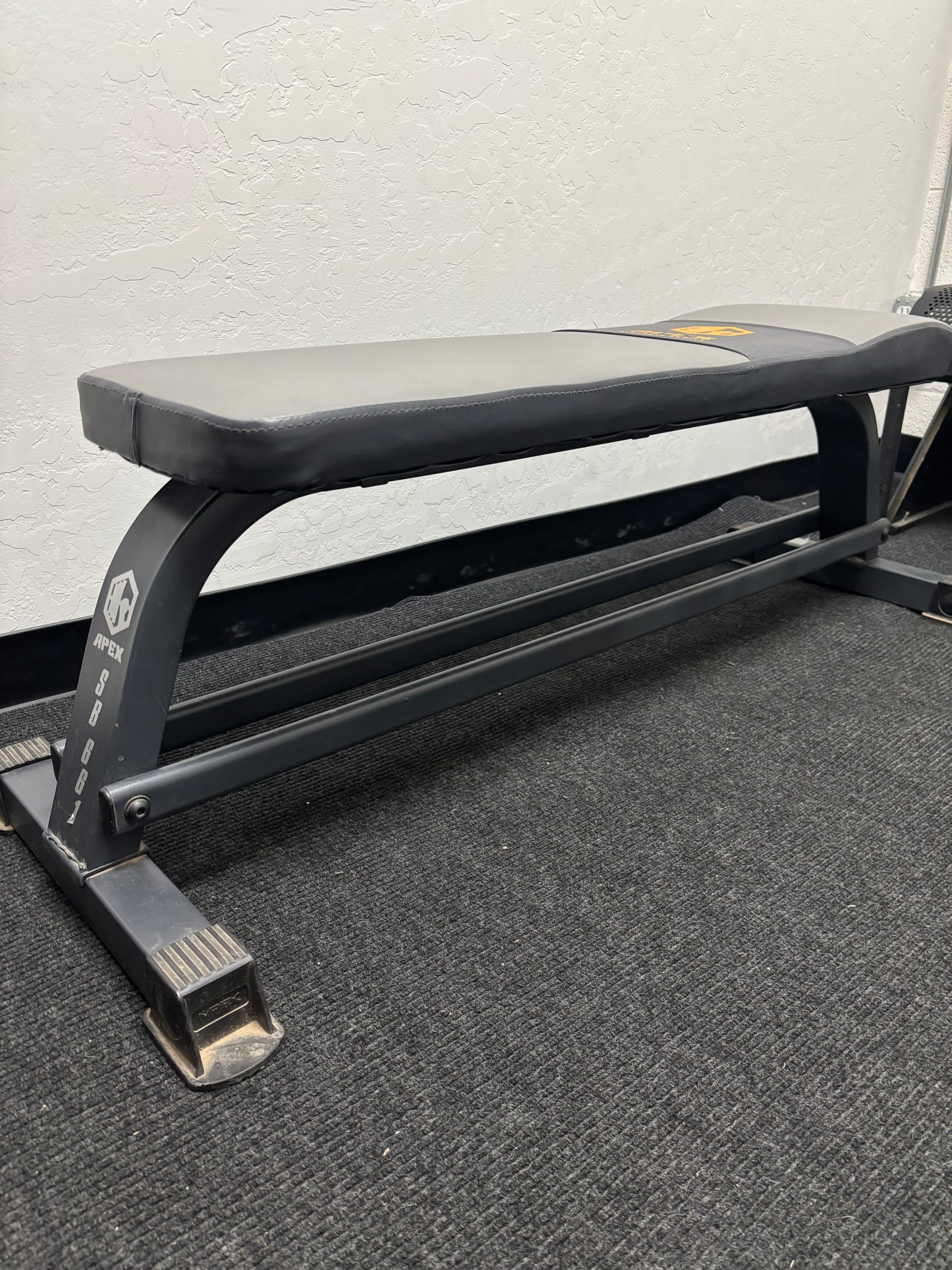 Apex Fitness Flat Bench (used)