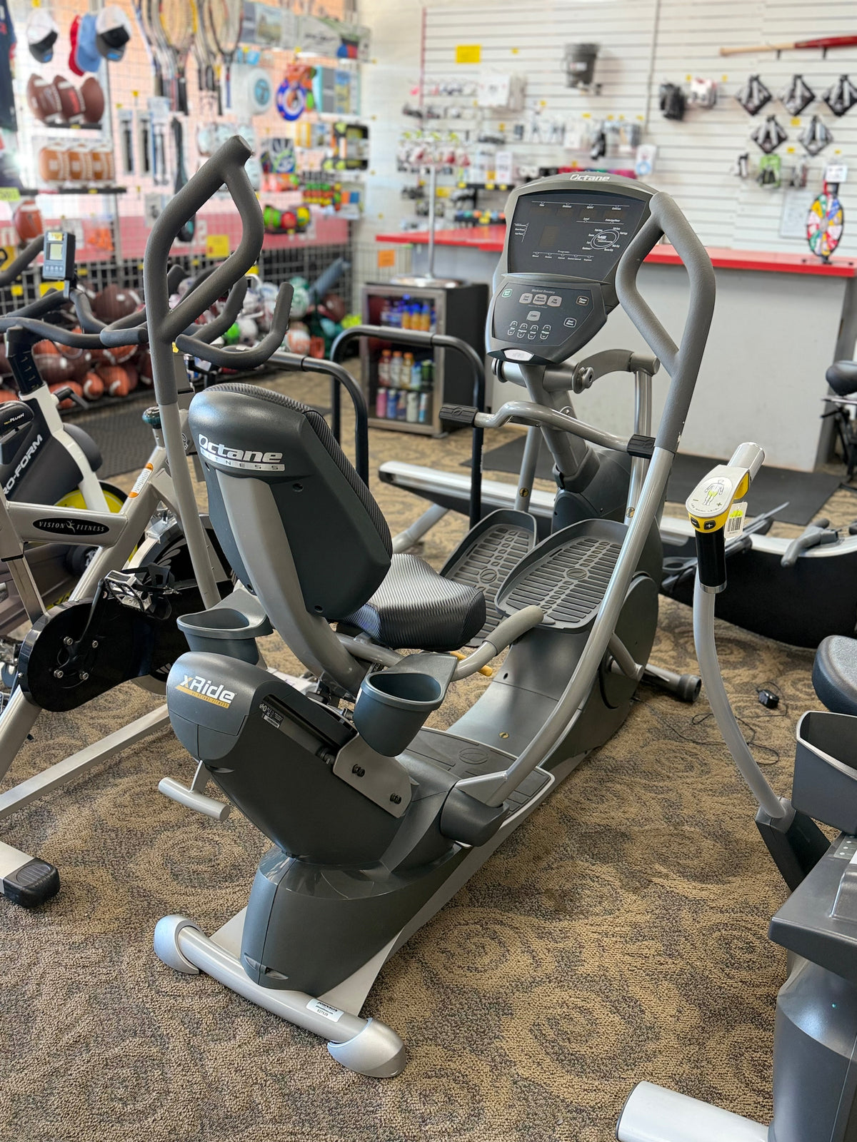 Octane Fitness XR6 Recumbent Elliptical (used/like new)