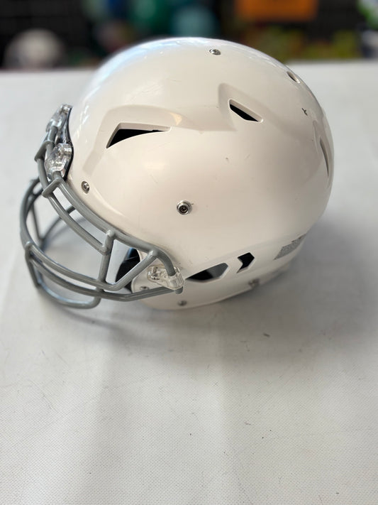 Schutt Vengeance A11 Youth Small 2024 (used)