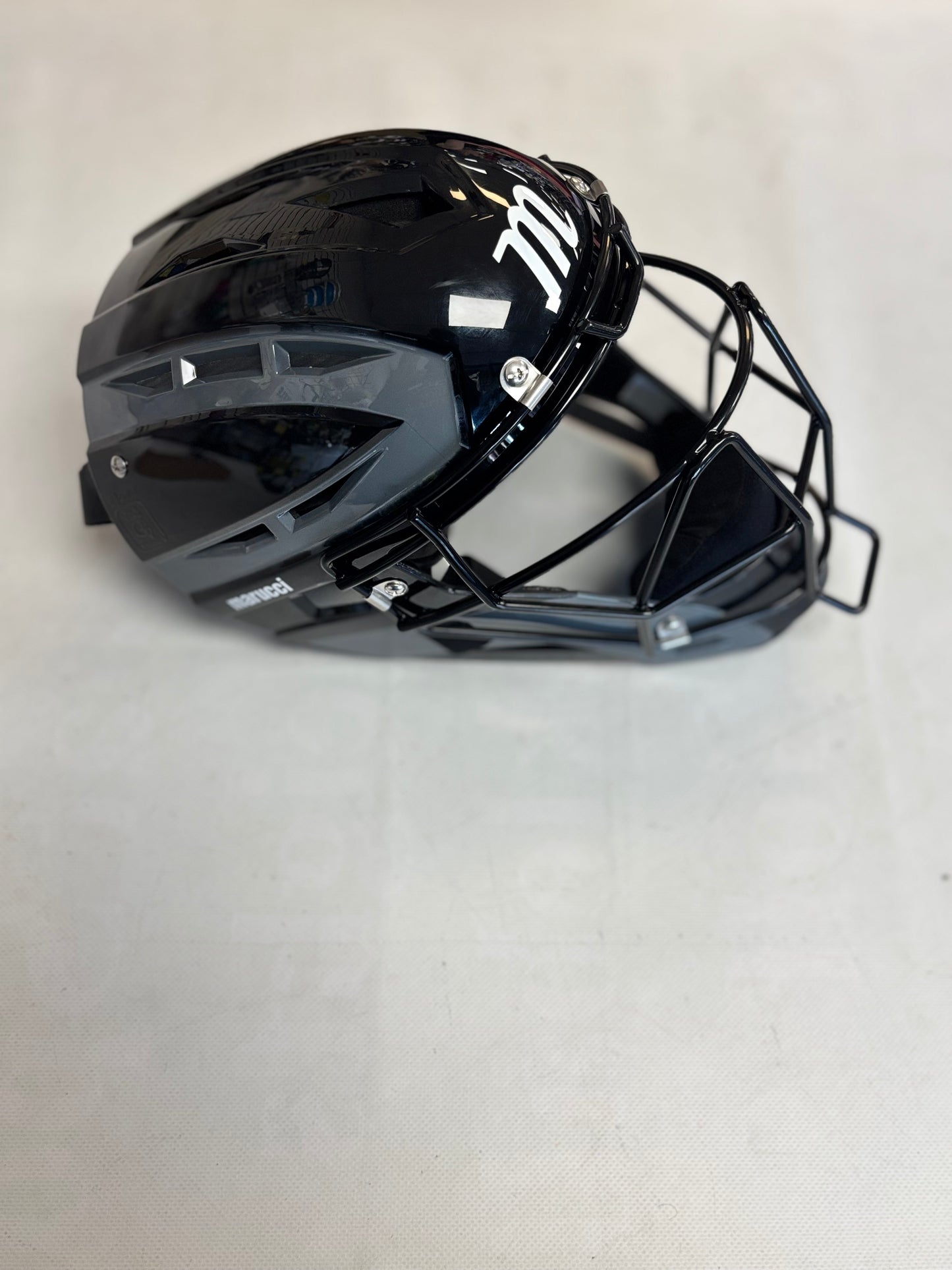 Marucci Select Catcher's Helmet 6 1/4” - 7”