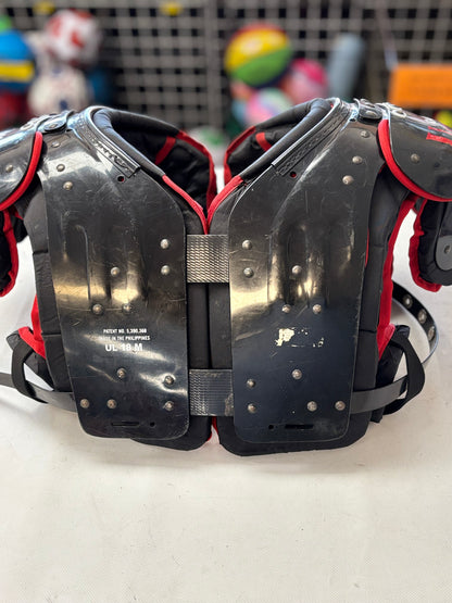 Riddell Ultra Shoulder Pads Size Medium (used)